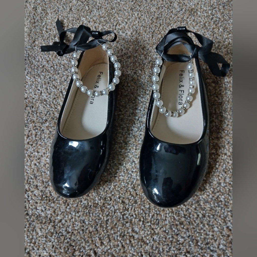 Felix And Floral Elegant Black Dress Shoes with Pearl Embellishments
